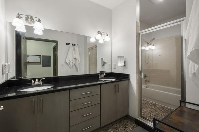 3400 Malone Drive 113, Chamblee, GA 30341