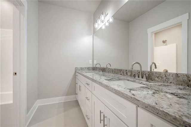 7040 Country Oaks Drive N, Irvington, AL 36544