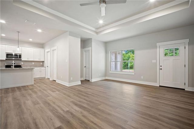 7040 Country Oaks Drive N, Irvington, AL 36544