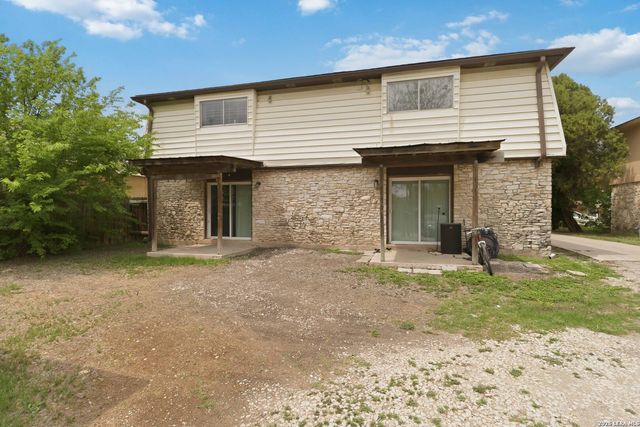 512 W Byrd Blvd, Universal City, TX 78148