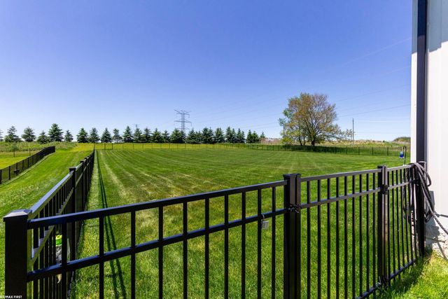 65855 Mound Road, Washington Twp, MI 48095