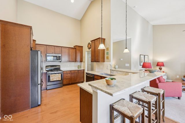 9657 Timber Circle, Mccordsville, IN 46055