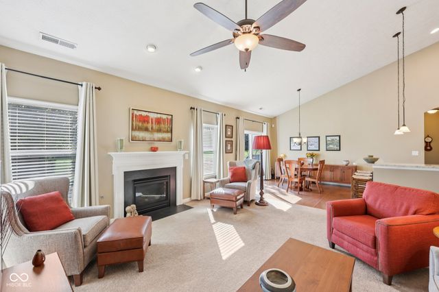 9657 Timber Circle, Mccordsville, IN 46055