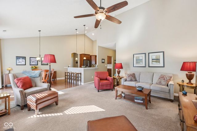 9657 Timber Circle, Mccordsville, IN 46055