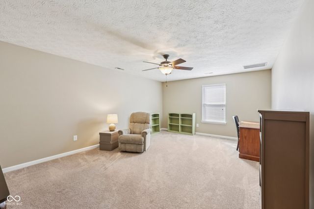 9657 Timber Circle, Mccordsville, IN 46055