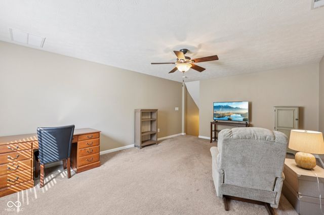 9657 Timber Circle, Mccordsville, IN 46055