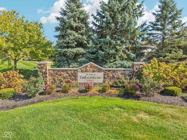 9657 Timber Circle, Mccordsville, IN 46055