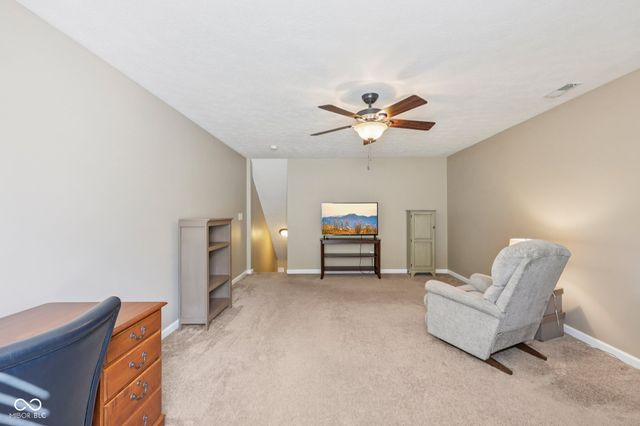 9657 Timber Circle, Mccordsville, IN 46055