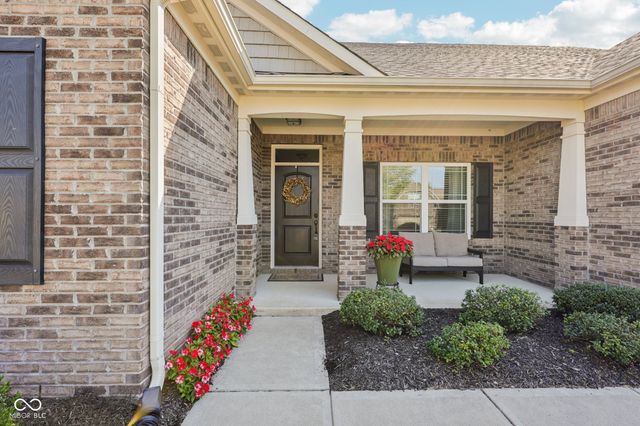 9657 Timber Circle, Mccordsville, IN 46055