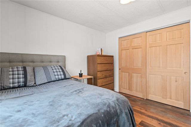 135 North Brayton Road, Tiverton, RI 02878