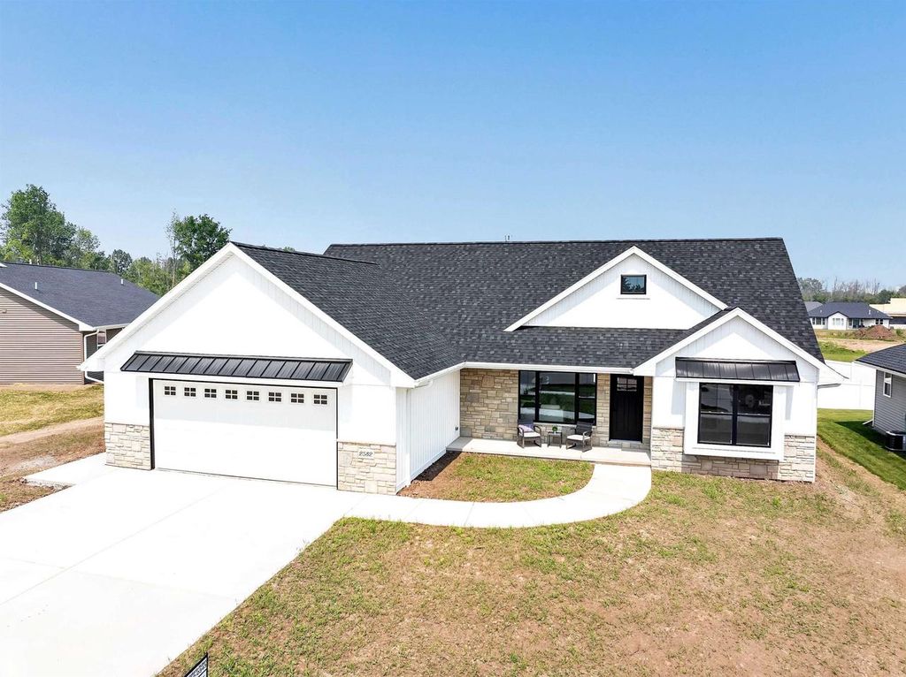 2582 S STELLITA CIRCLE, De Pere, WI 54115