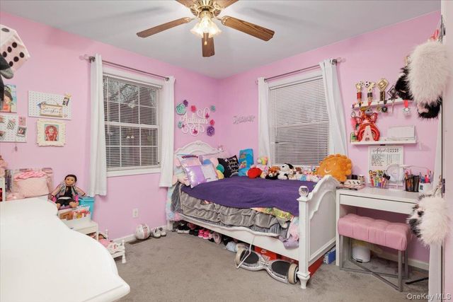 65 Pearl Avenue, Holtsville, NY 11742