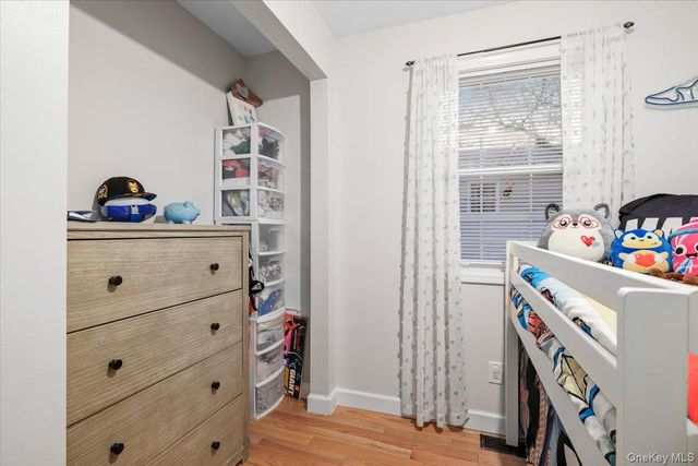 65 Pearl Avenue, Holtsville, NY 11742