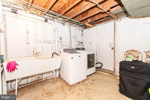 5510 PIONEER DR, Baltimore, MD 21214