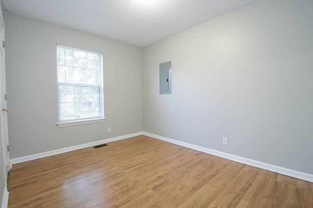 632 Artic Avenue, Oak Grove, KY 42262