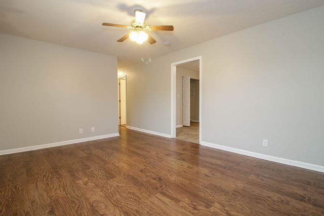 632 Artic Avenue, Oak Grove, KY 42262