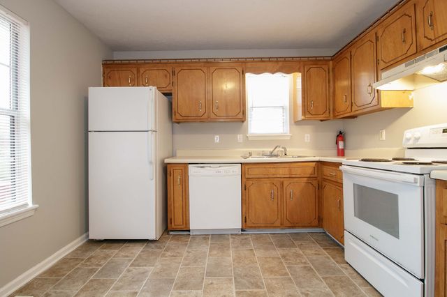 632 Artic Avenue, Oak Grove, KY 42262