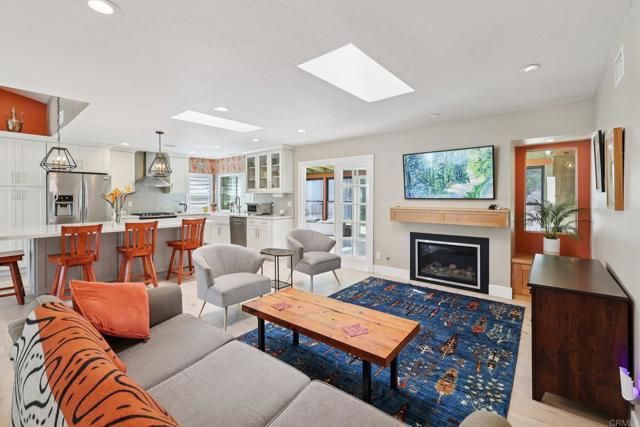 1767 Woodbine Place, Oceanside, CA 92054