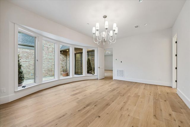 5731 Indian Circle, Houston, TX 77057