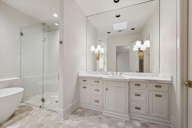 5731 Indian Circle, Houston, TX 77057