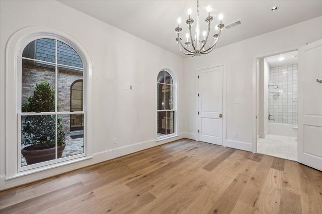 5731 Indian Circle, Houston, TX 77057