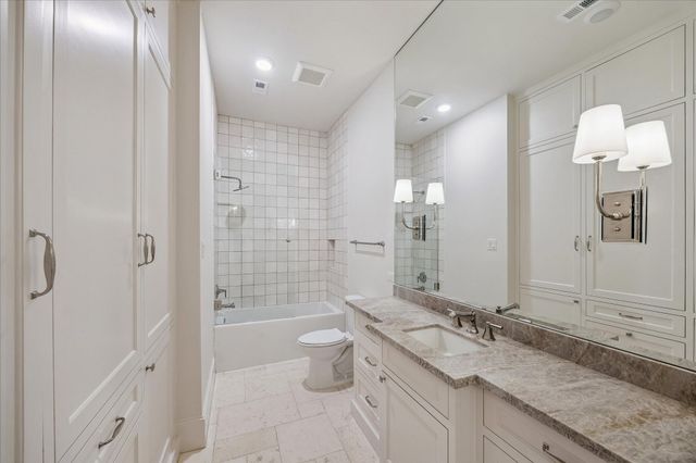 5731 Indian Circle, Houston, TX 77057