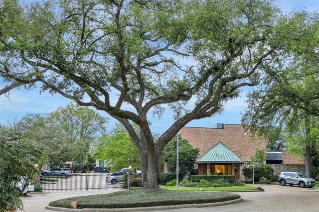 5731 Indian Circle, Houston, TX 77057