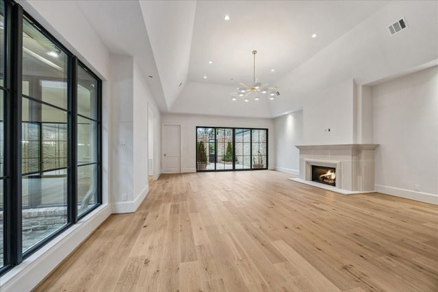 5731 Indian Circle, Houston, TX 77057