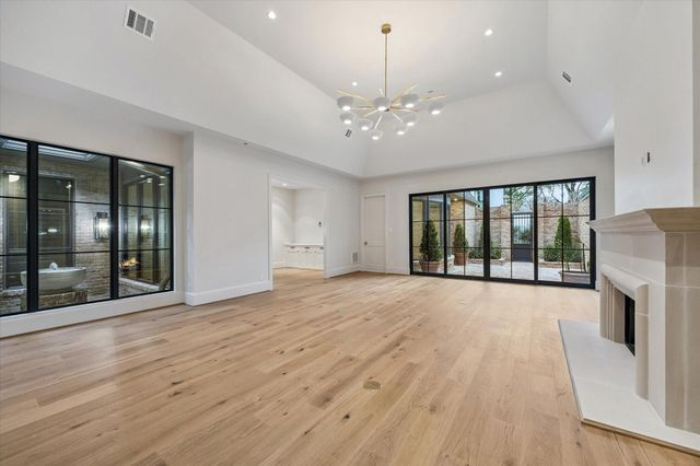 5731 Indian Circle, Houston, TX 77057