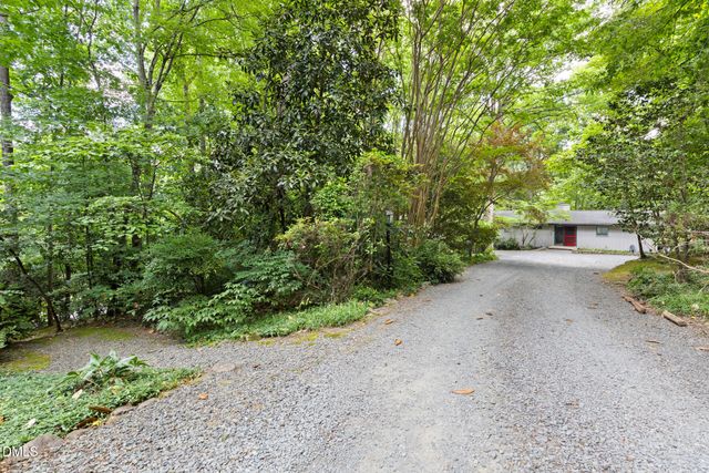 1120 Sourwood Drive, Chapel Hill, NC 27517