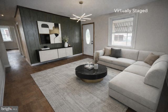 83 LYNN DR, West Deptford, NJ 08096