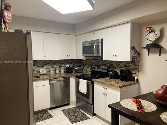 16475 Golf Club Road 309, Weston, FL 33326