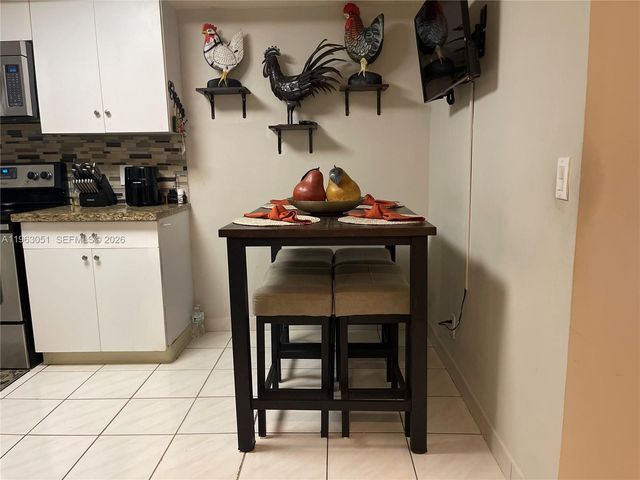 16475 Golf Club Road 309, Weston, FL 33326