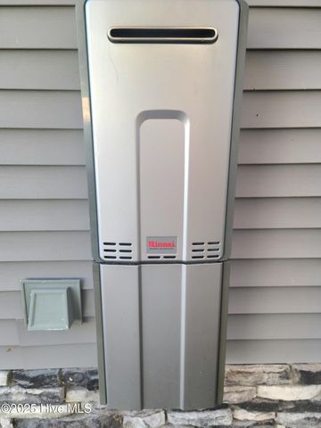 2409 Bray Court, Winterville, NC 28590