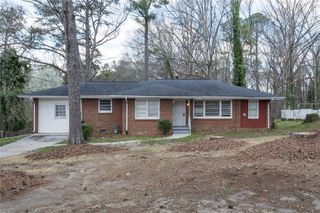2058 River Road, Ellenwood, GA 30294