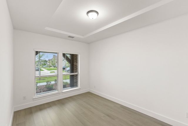 207 Tradd Street, Glenn Heights, TX 75154