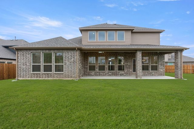 207 Tradd Street, Glenn Heights, TX 75154