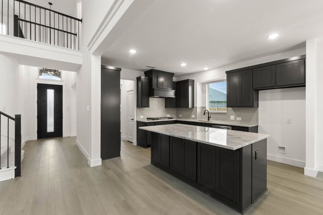 207 Tradd Street, Glenn Heights, TX 75154