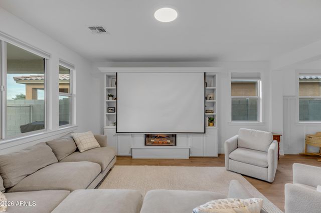 34019 N Casey Lane, San Tan Valley, AZ 85144