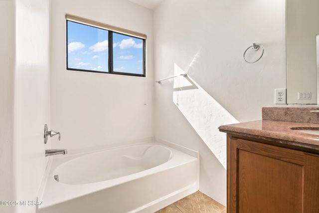 443 E Croydon Park Road, Tucson, AZ 85704