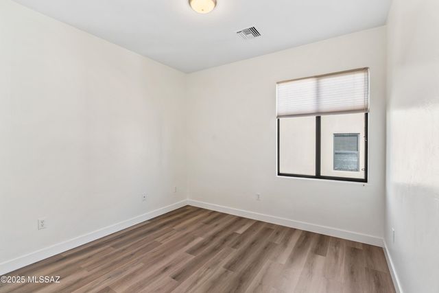 443 E Croydon Park Road, Tucson, AZ 85704