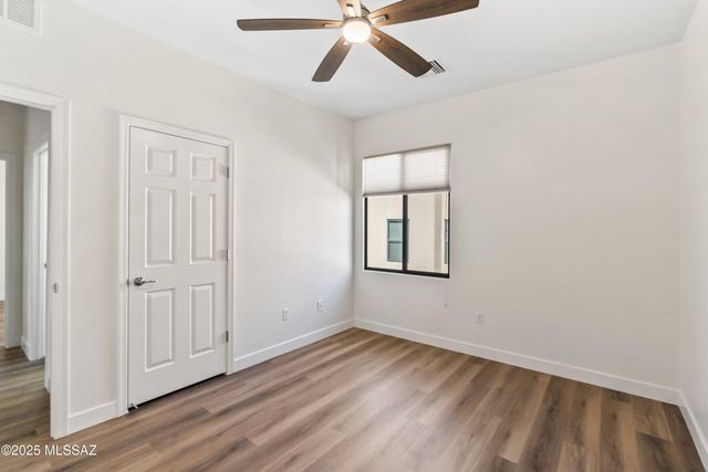 443 E Croydon Park Road, Tucson, AZ 85704