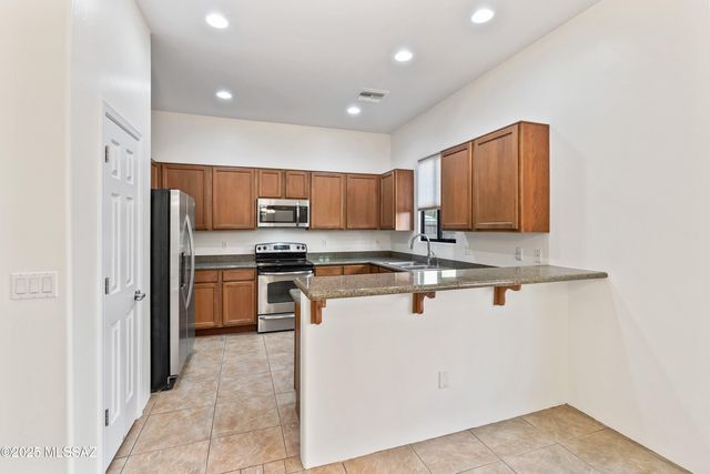 443 E Croydon Park Road, Tucson, AZ 85704