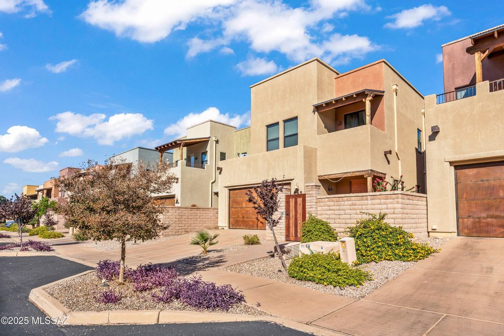 443 E Croydon Park Road, Tucson, AZ 85704