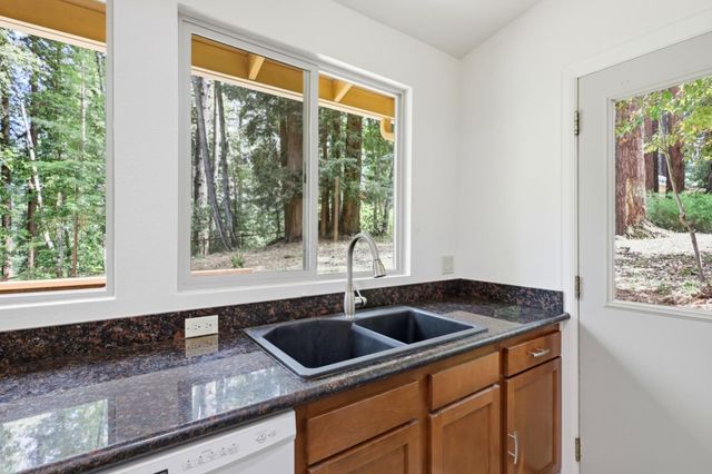 1270 Quarry Road, Felton, CA 95018
