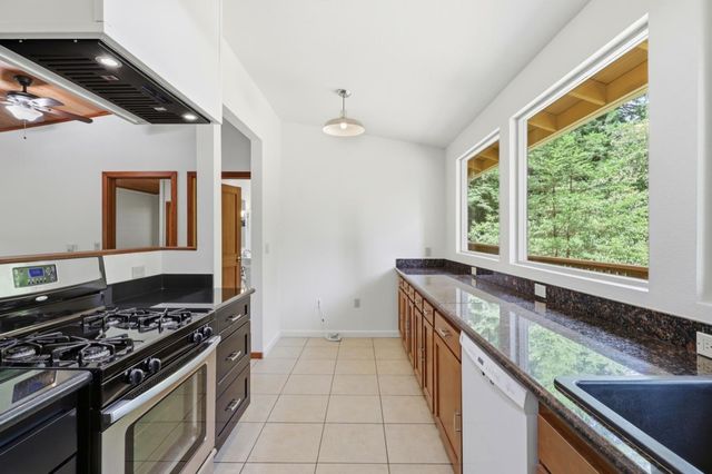 1270 Quarry Road, Felton, CA 95018