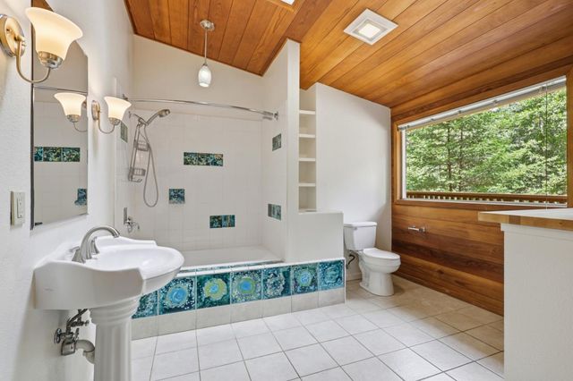 1270 Quarry Road, Felton, CA 95018