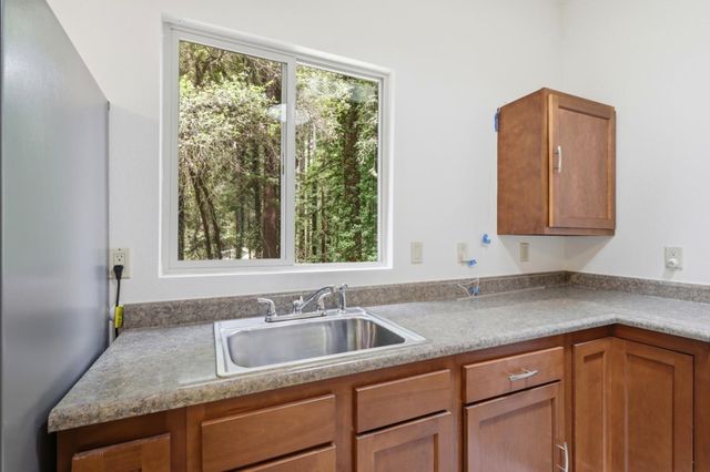1270 Quarry Road, Felton, CA 95018