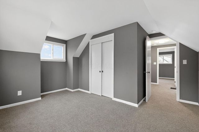 4232 Mayflower Boulevard, Columbus, OH 43213