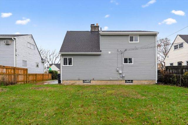 4232 Mayflower Boulevard, Columbus, OH 43213